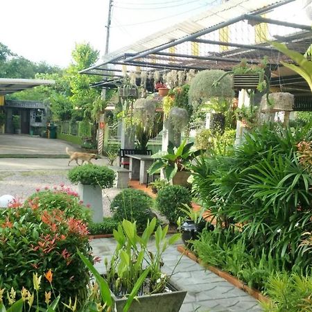 Raiwin Place Trang Luaran gambar